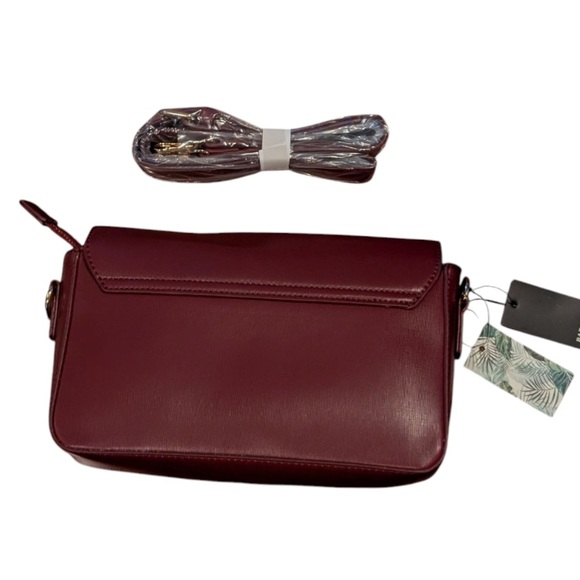Elegant Badgley Mischka Burgundy Women's Bag - Picture 2 of 6